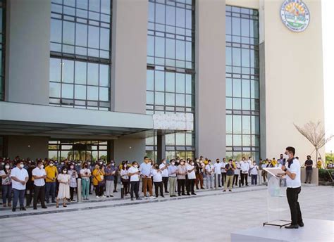 city government of imus address|Imus launches new government center .